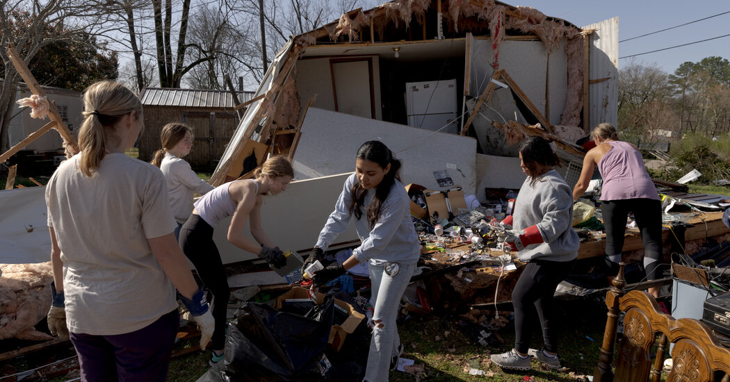 Severe Storms Killed At Least 40 in 7 U.S. States. Here’s What to Know. - The New York Times