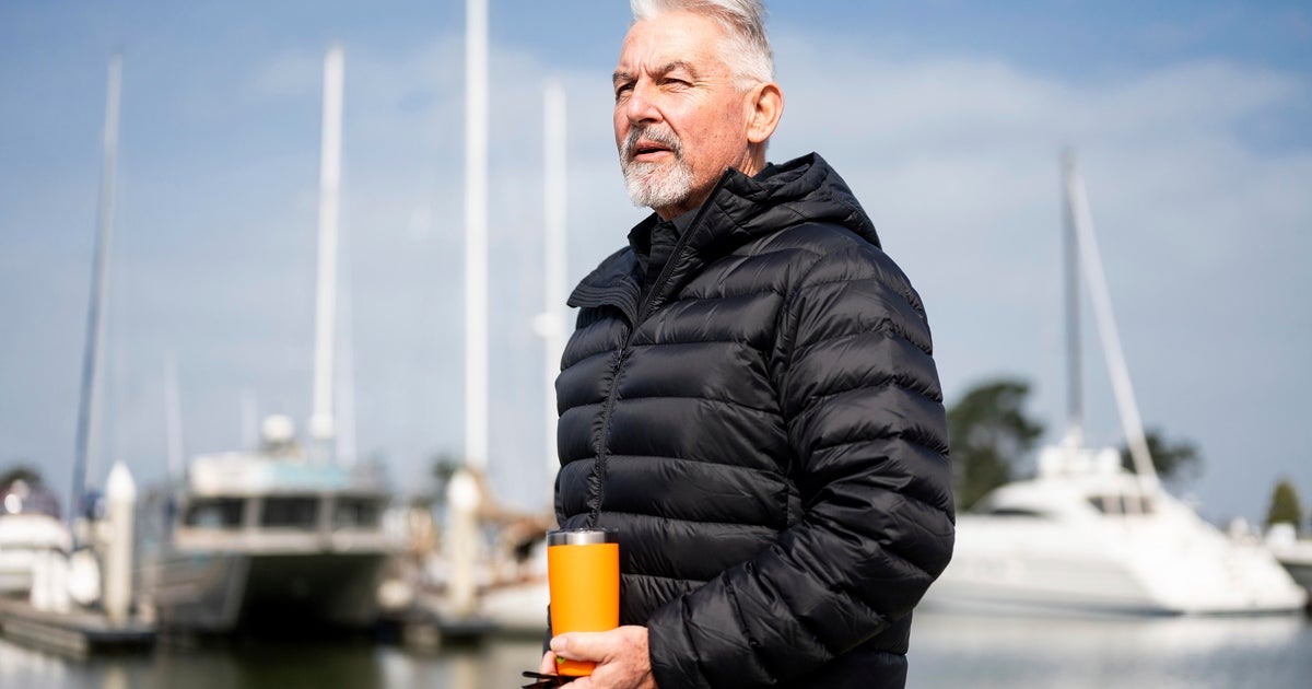 California fishermen turn to boat tourism, party cruises as salmon ban continues - CBS News