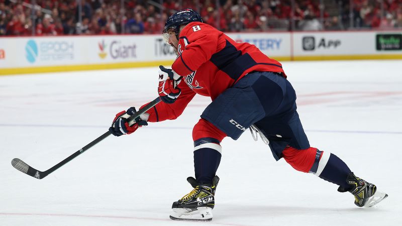 Alex Ovechkin ties Wayne Gretzky’s NHL goals record | CNN