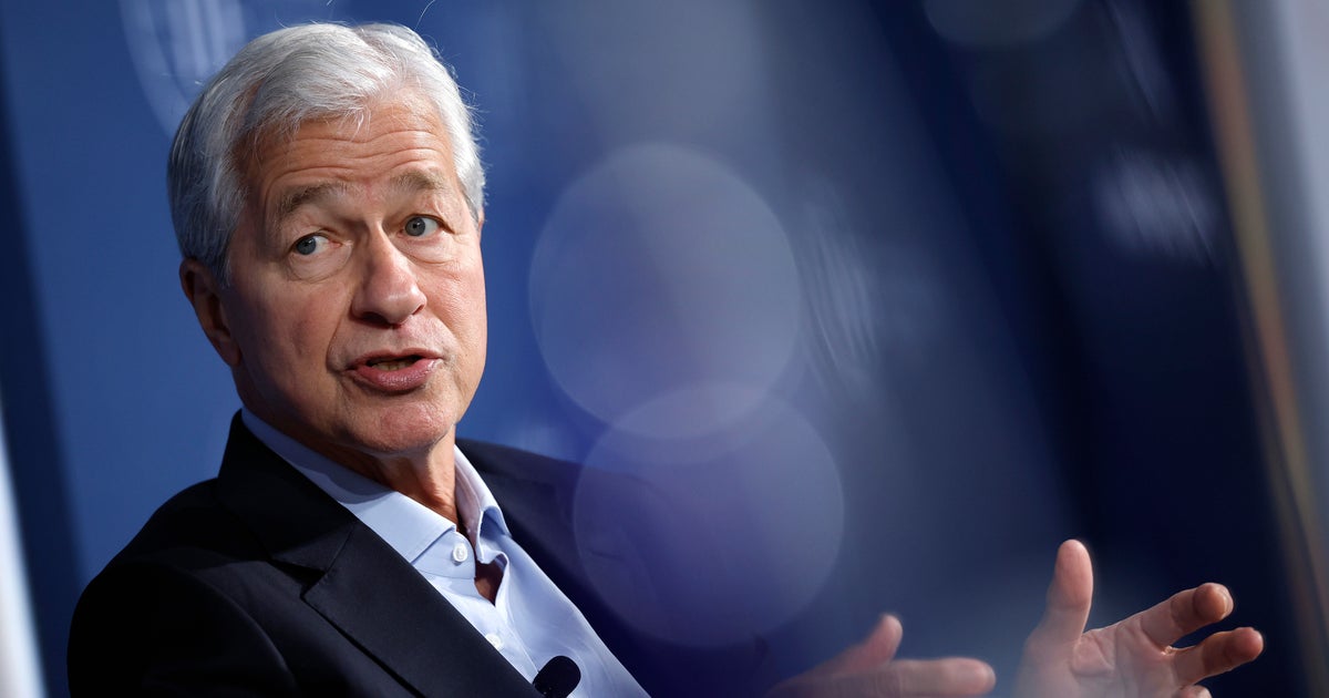 JPMorgan Chase's Jamie Dimon says U.S. economy faces