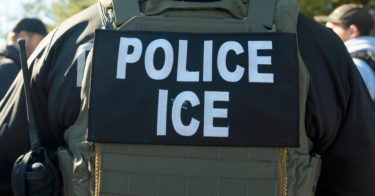 Officials drop traffic charges that led ICE to arrest 19-year-old Georgia teen - CBS News