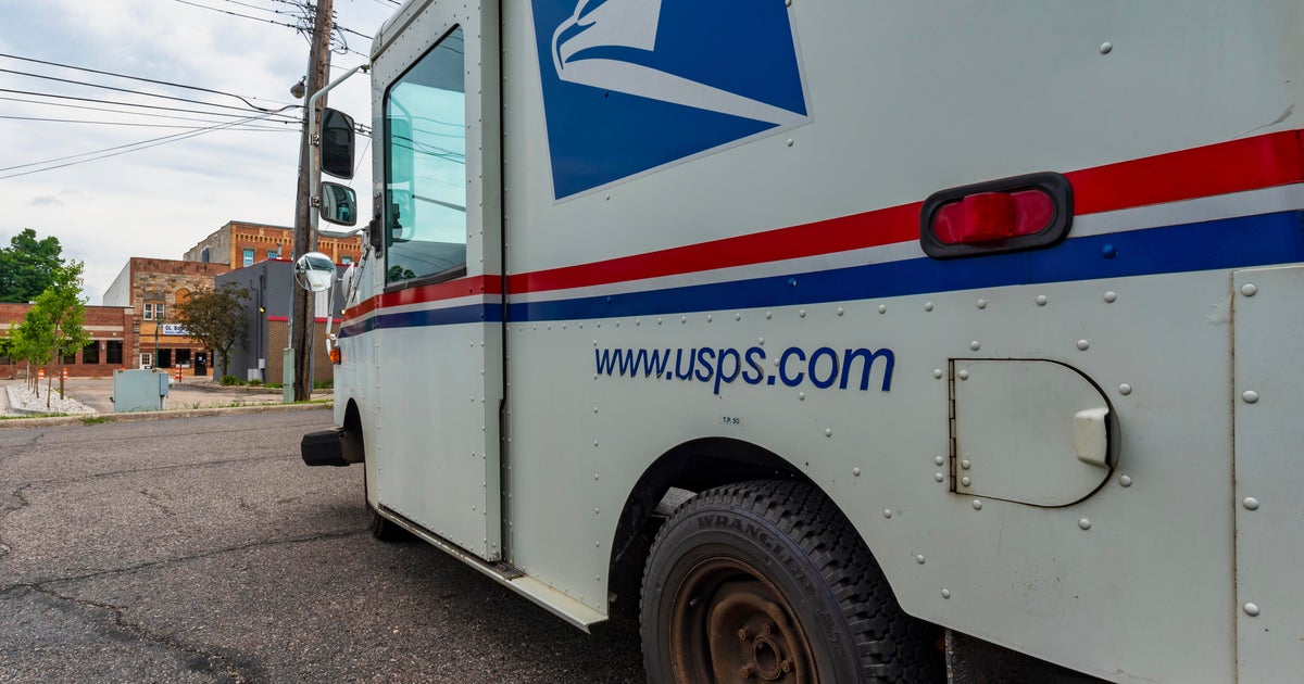 FedEx board member David Steiner selected as next USPS postmaster general - CBS News