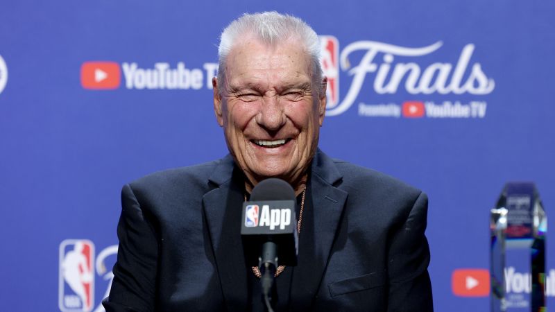 Don Nelson: Hall of Fame coach wears Luka Dončić shoes in ‘protest’ of Lakers trade | CNN