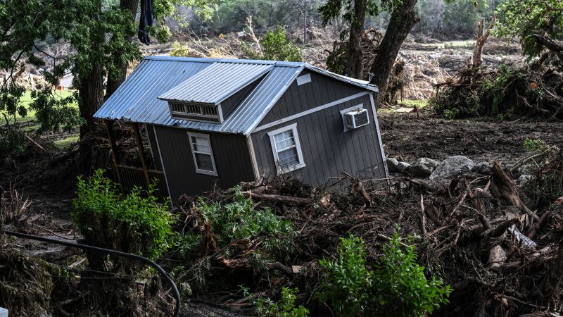 Trump looks to quash criticism on natural disaster response during Texas visit | CNN Politics