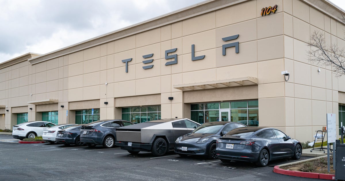 Tesla ordered to pay $200 million in punitive damages over fatal 2019 car crash - CBS News