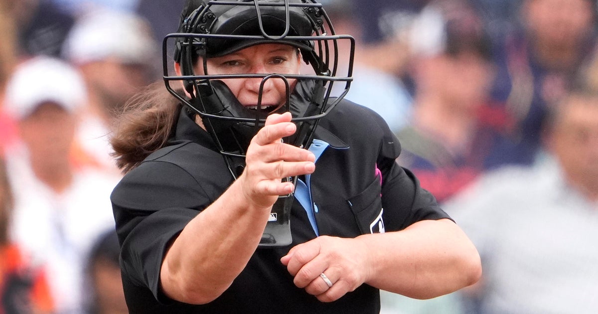MLB calling up first female umpire for Marlins-Braves games this weekend - CBS News