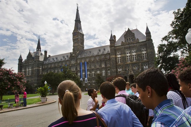 Georgetown Students React to Flyers Glorifying Charlie Kirk’s Assassination