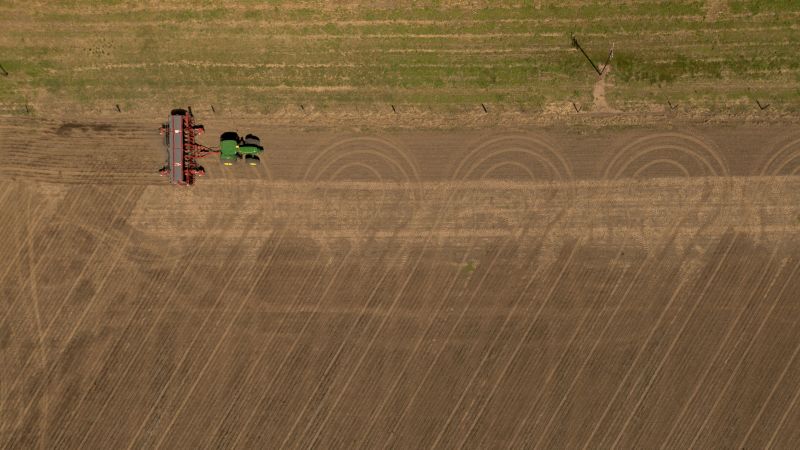 What does the Argentina bailout have to do with Trump’s likely US farmer bailout? | CNN Politics