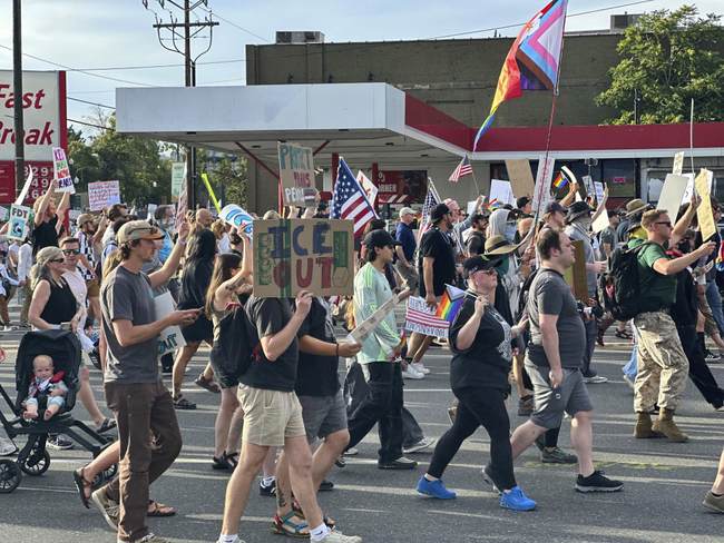 Snipers Protecting 'No Kings' Rally Trigger CNN Reporter, Crowd