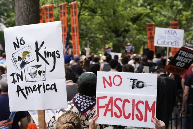 Democrats Dominate the Strawman King in Their Mind