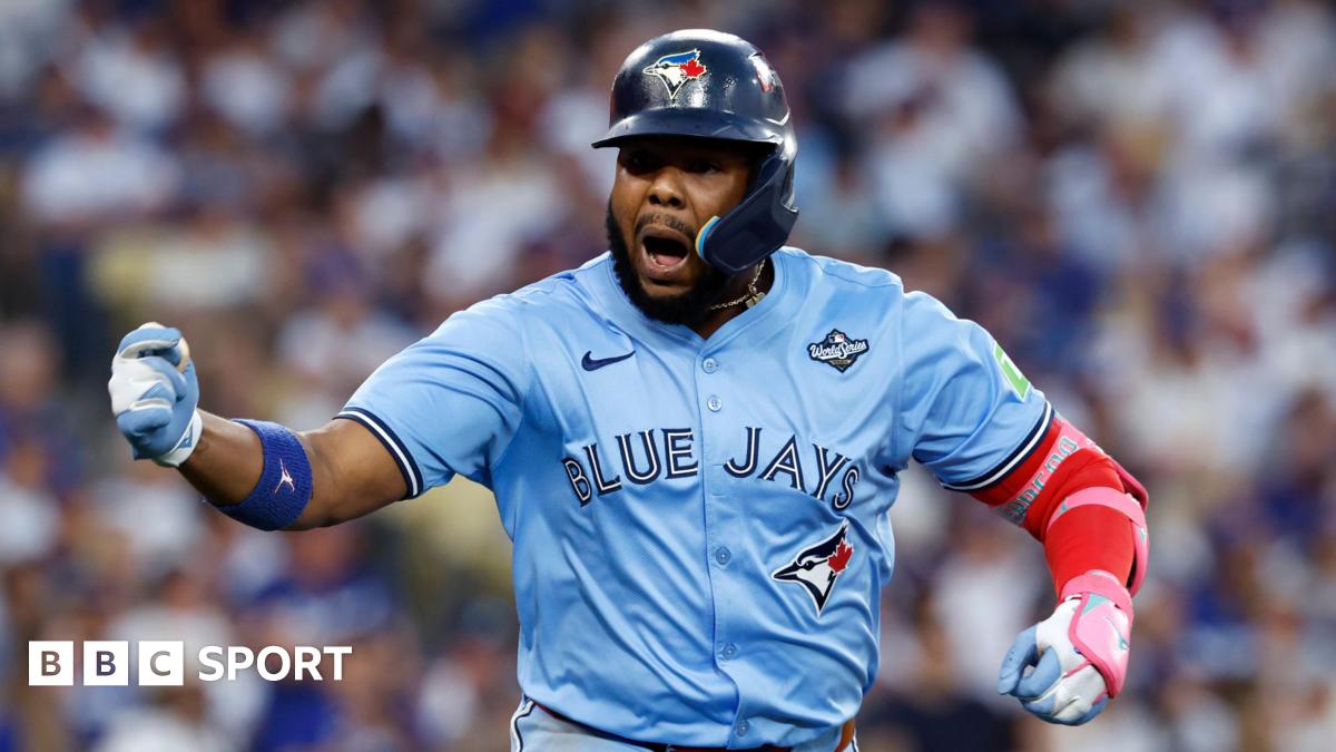 MLB World Series Game 4: Toronto Blue Jays beat LA Dodgers 6-2 to level at 2-2 - BBC Sport