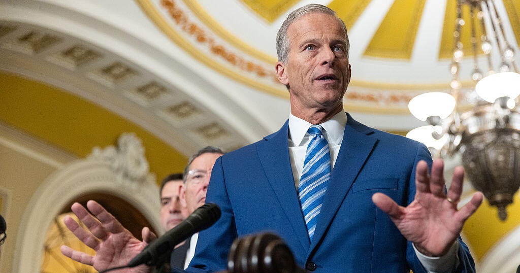 Senate fails to advance Pentagon funding bill as Thune's new shutdown push falls short - CBS News