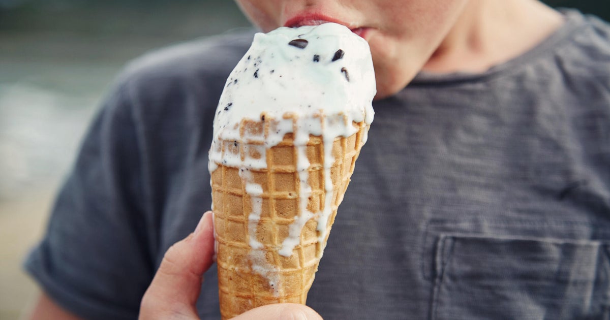 Warmer weather drives Americans to consume more sugar, study finds - CBS News