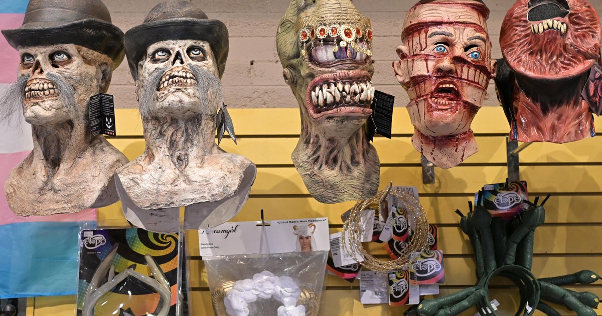 Here's how much U.S. consumers expect to spend for Halloween this year - CBS News