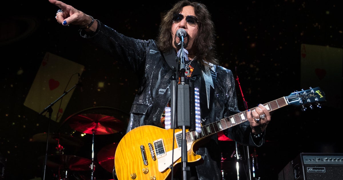 Ace Frehley, Kiss' original lead guitarist, dies at 74 - CBS News