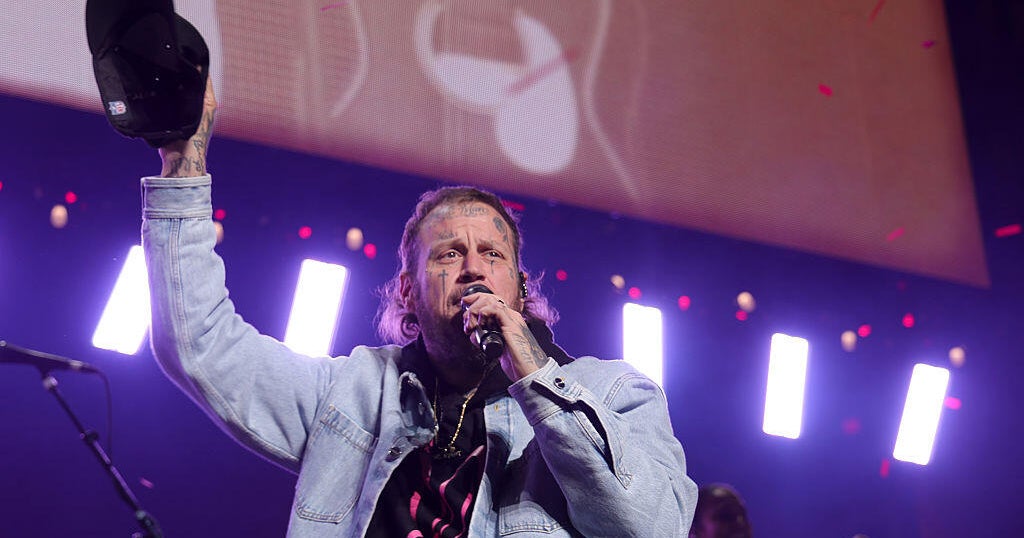 Jelly Roll pardoned by Tennessee governor for robbery, drug convictions - CBS News