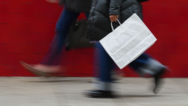 Why so many Americans dislike this fast-growing economy | CNN Business