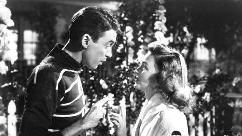 The strange history of the abridged version of ‘It’s a Wonderful Life’ that cuts out the movie’s pivotal scene | CNN Business