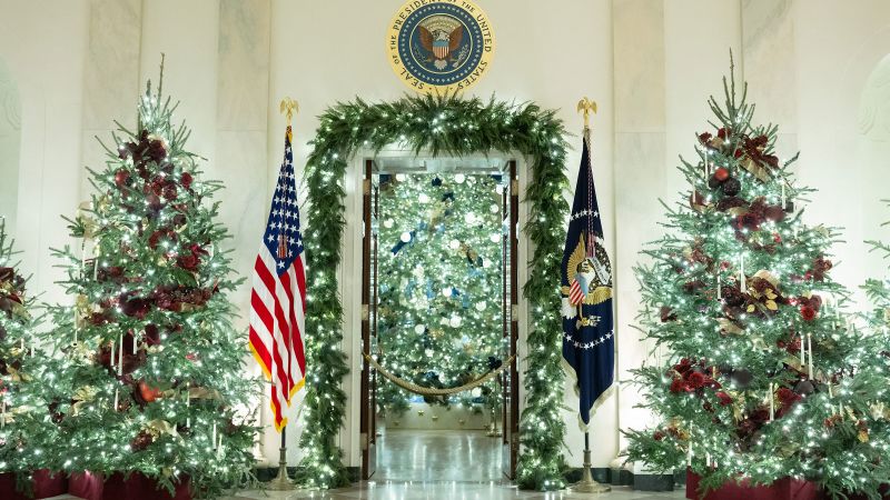 Inside this year’s White House holiday decor | CNN Politics