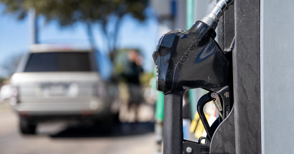Gas prices dip below $3 a gallon, the lowest since 2021 - CBS News