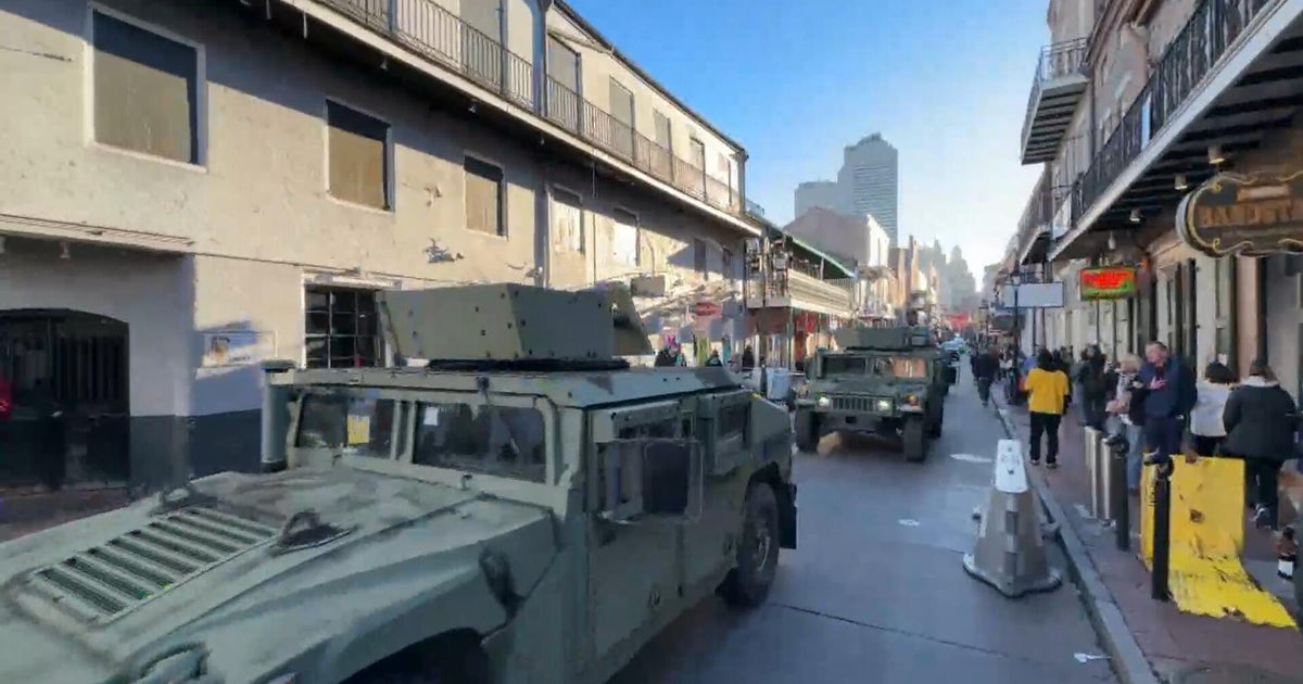 National Guard troops patrol New Orleans on New Year's a year after Bourbon Street attack - CBS News