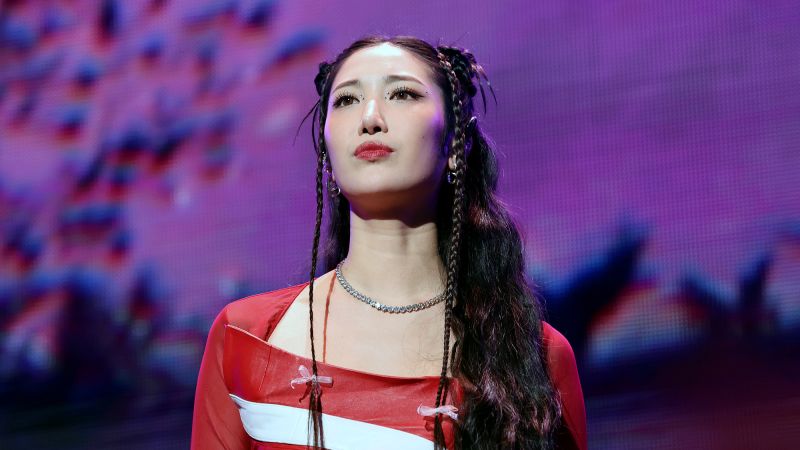 How EJAE reinvented herself after her agency crushed her K-pop idol dreams | CNN Business