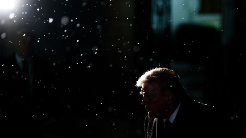 Analysis: How the anti-Trump resistance is slowly stirring | CNN Politics
