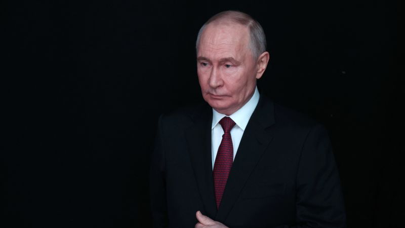 Epstein tried to cozy up to Russian officials, including Putin, documents show | CNN Politics