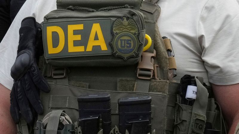 US shutters key DEA office in the Caribbean amid agent corruption scandal | CNN Politics