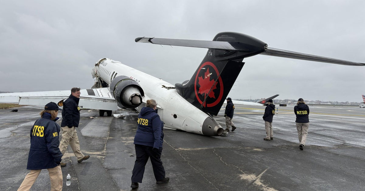 Pilots killed in LaGuardia Airport runway collision identified as 2