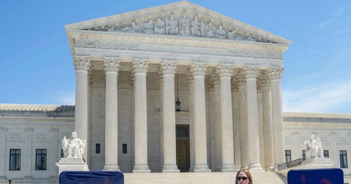 Supreme Court lets Louisiana redistricting ruling take effect immediately, sparking angry words between Alito and Jackson - CBS News