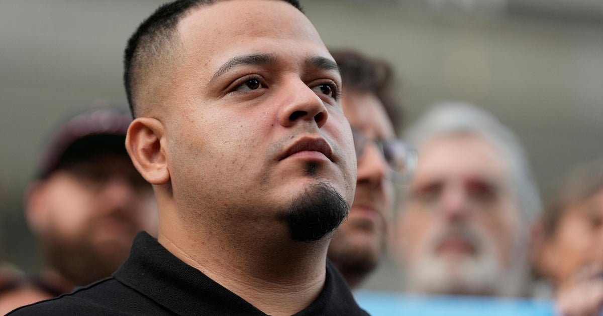 Judge tosses federal charges against Kilmar Abrego Garcia - CBS News