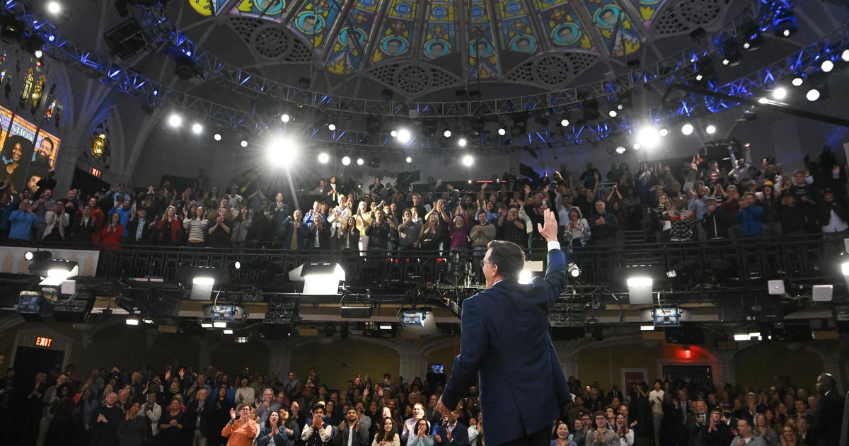 Stephen Colbert says farewell to