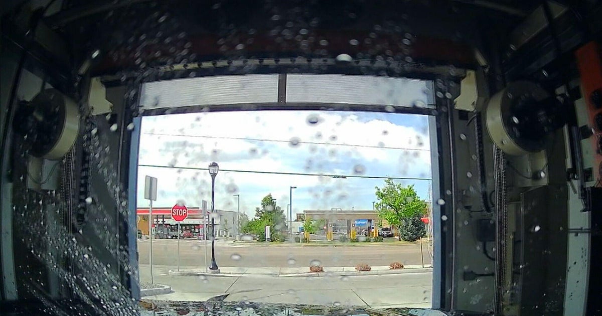 Colorado business owner weighs appeal after local city council tightens car wash restrictions - CBS Colorado