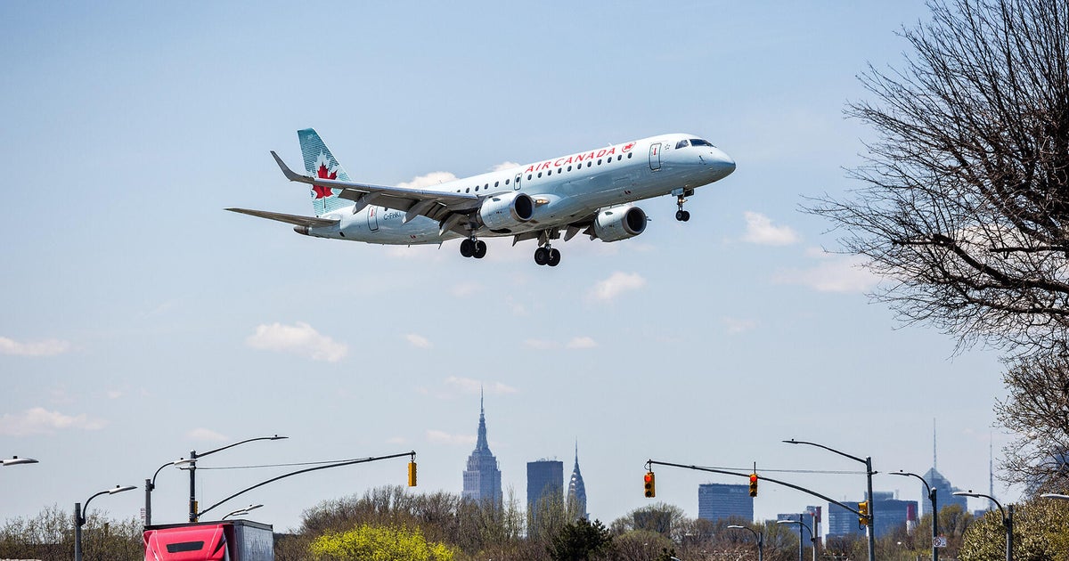 Air Canada pilot accused of flying over 900 flights without valid license: