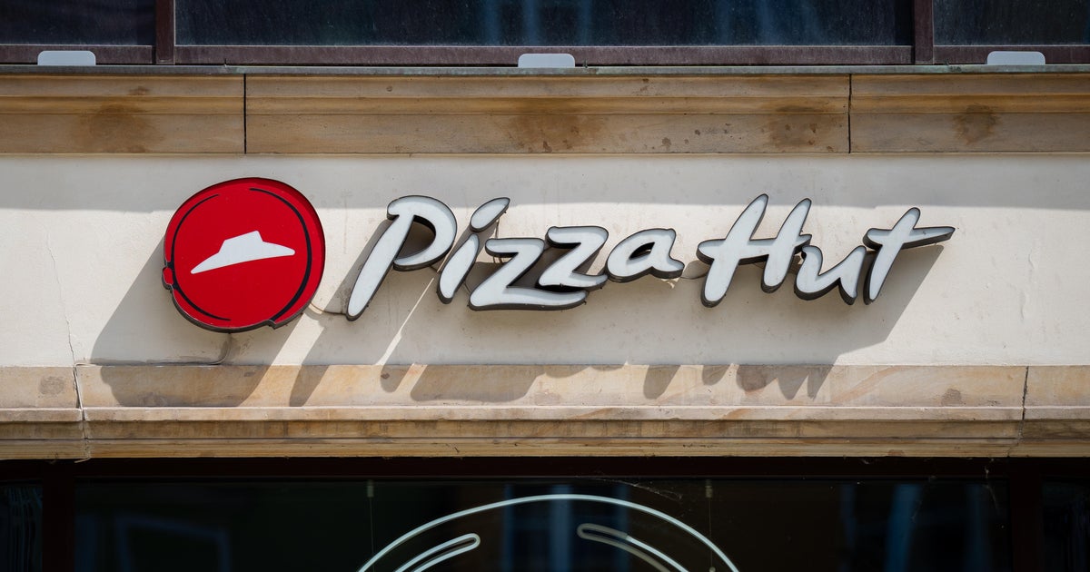 Yum! Brands sells struggling Pizza Hut in $2.7 billion deal - CBS News