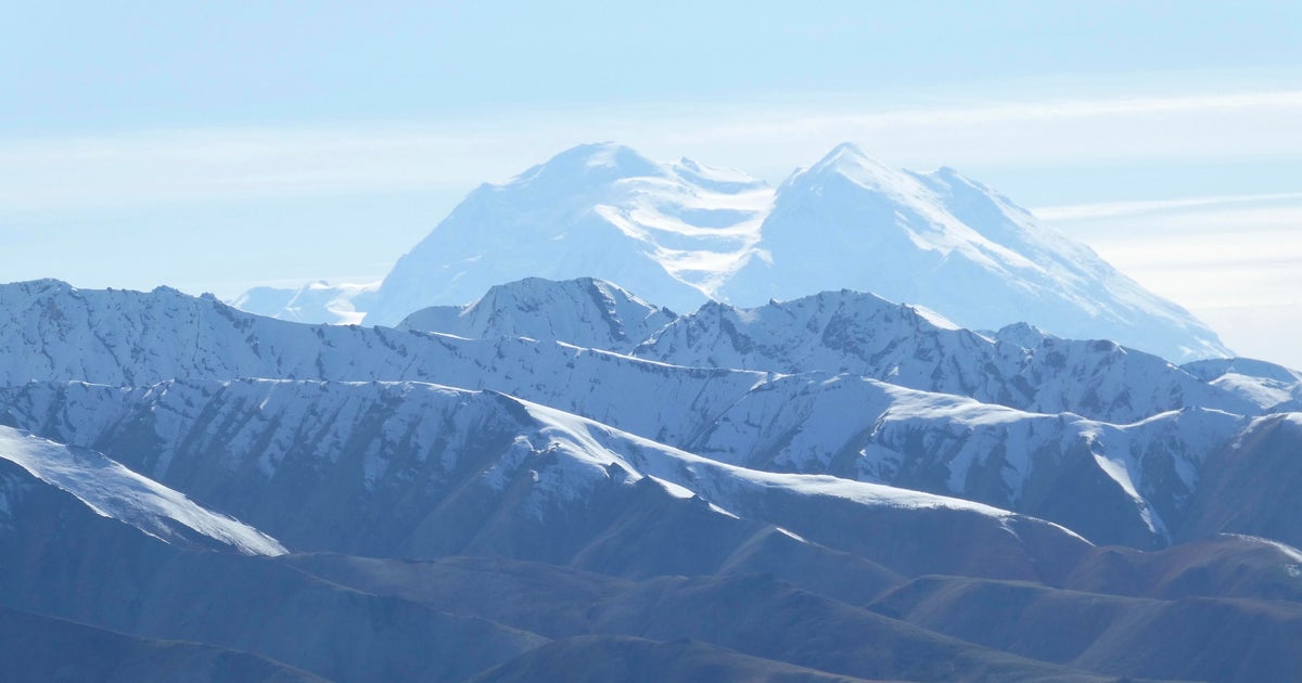 Park ranger dies after falling into crevasse on America's tallest peak - CBS News