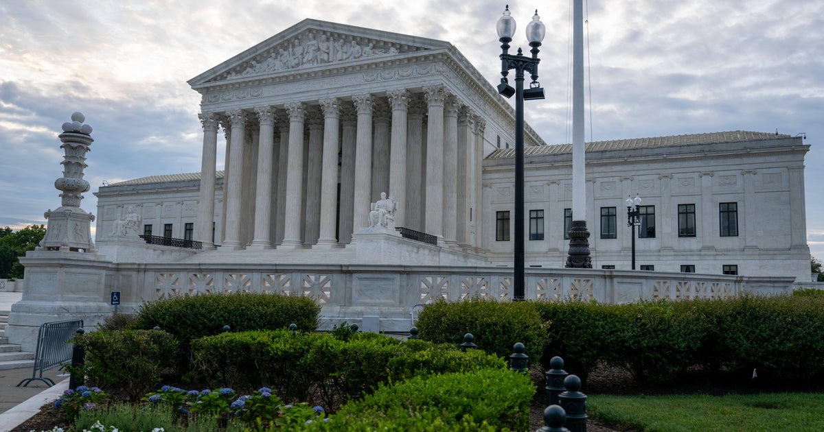 Supreme Court strikes down Hawaii law restricting guns on private property that's open to public - CBS News