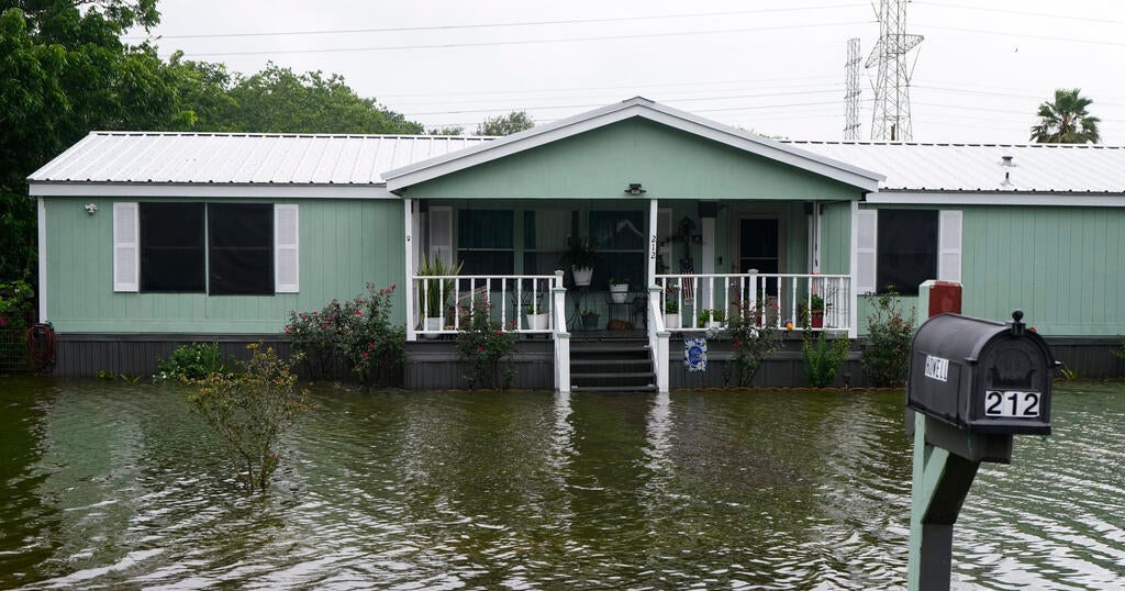 Tropical Storm Arthur, the first Atlantic tropical cyclone of the year, weakens off Texas' Gulf Coast - CBS News