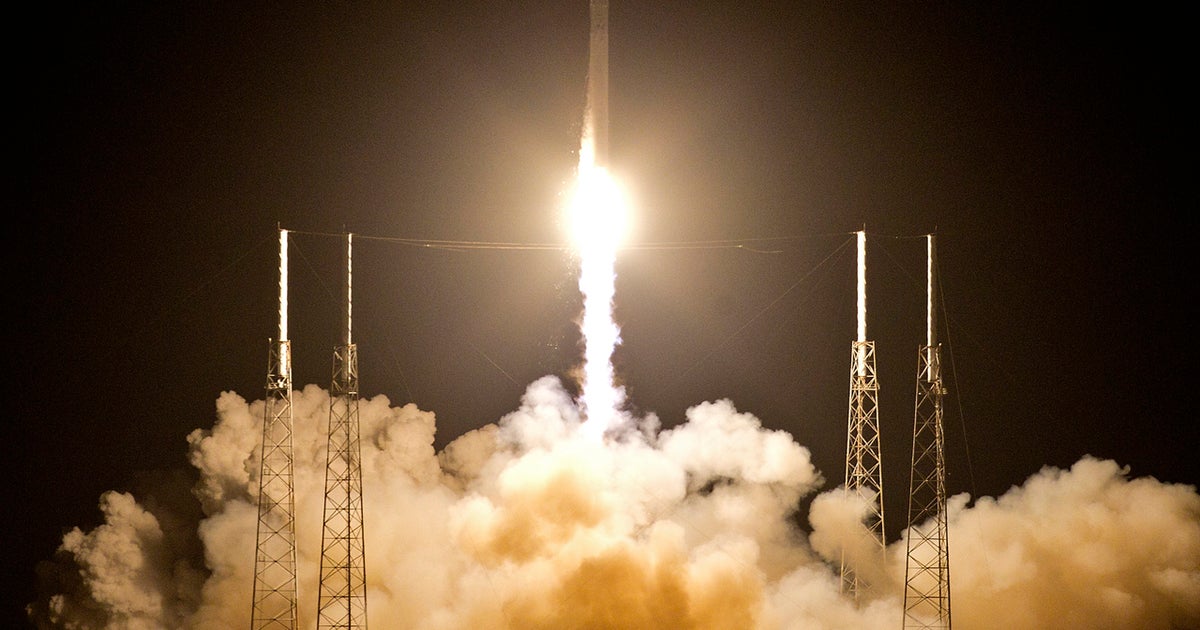 How to buy SpaceX shares as its blockbuster IPO readies for liftoff - CBS News