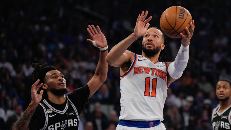 New York Knicks win Game 4 against Spurs, pulling off greatest comeback in NBA Finals history | CNN