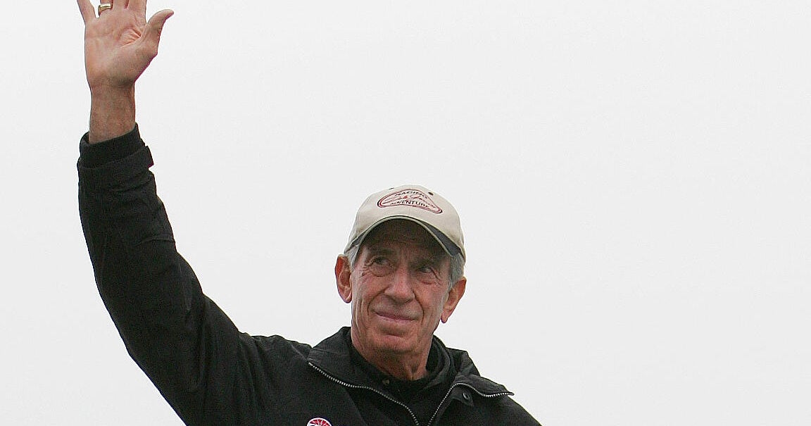 Ned Jarrett, NASCAR Hall of Famer and CBS announcer, dies at 93 - CBS News