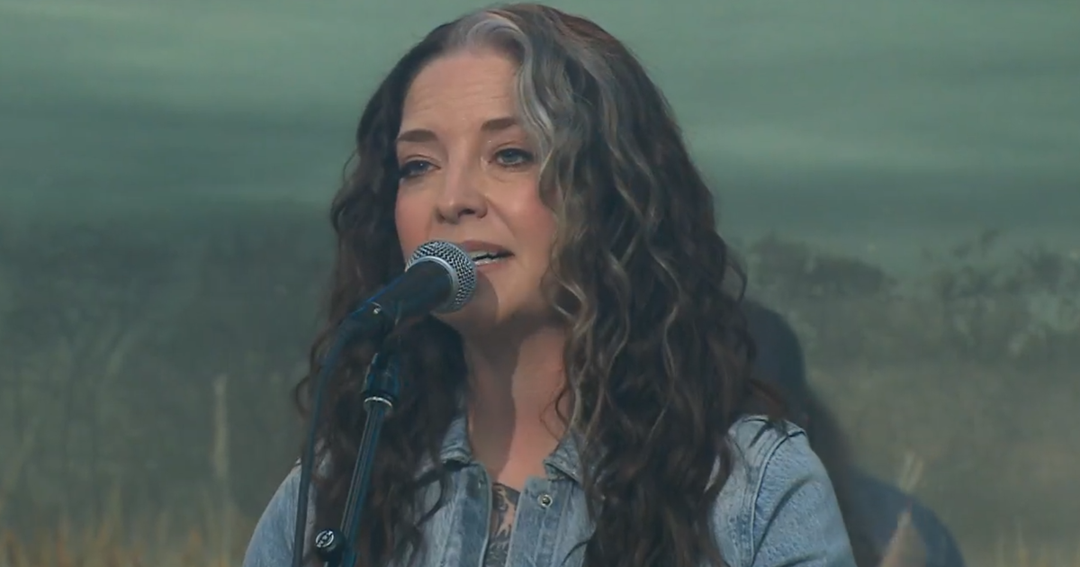 Saturday Sessions: Ashley McBryde performs