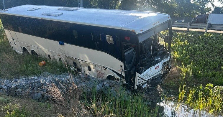 After deadly Virginia bus crash, investigators probe company's links to other carriers - CBS News