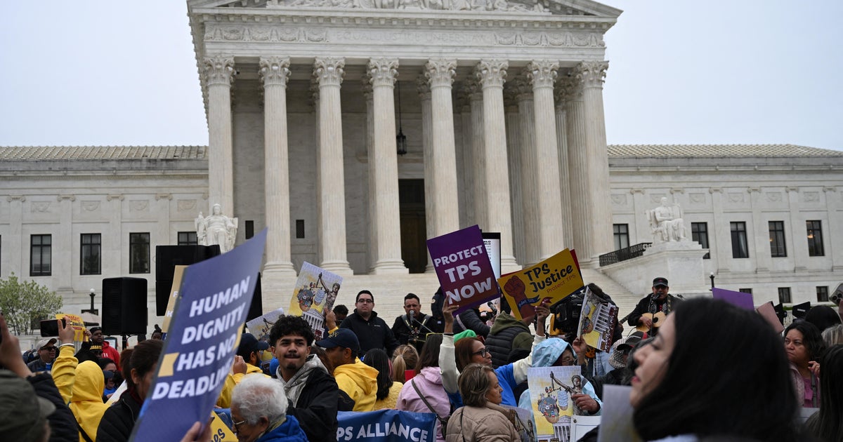 Supreme Court lets Trump strip deportation protections from Syrians and Haitians - CBS News