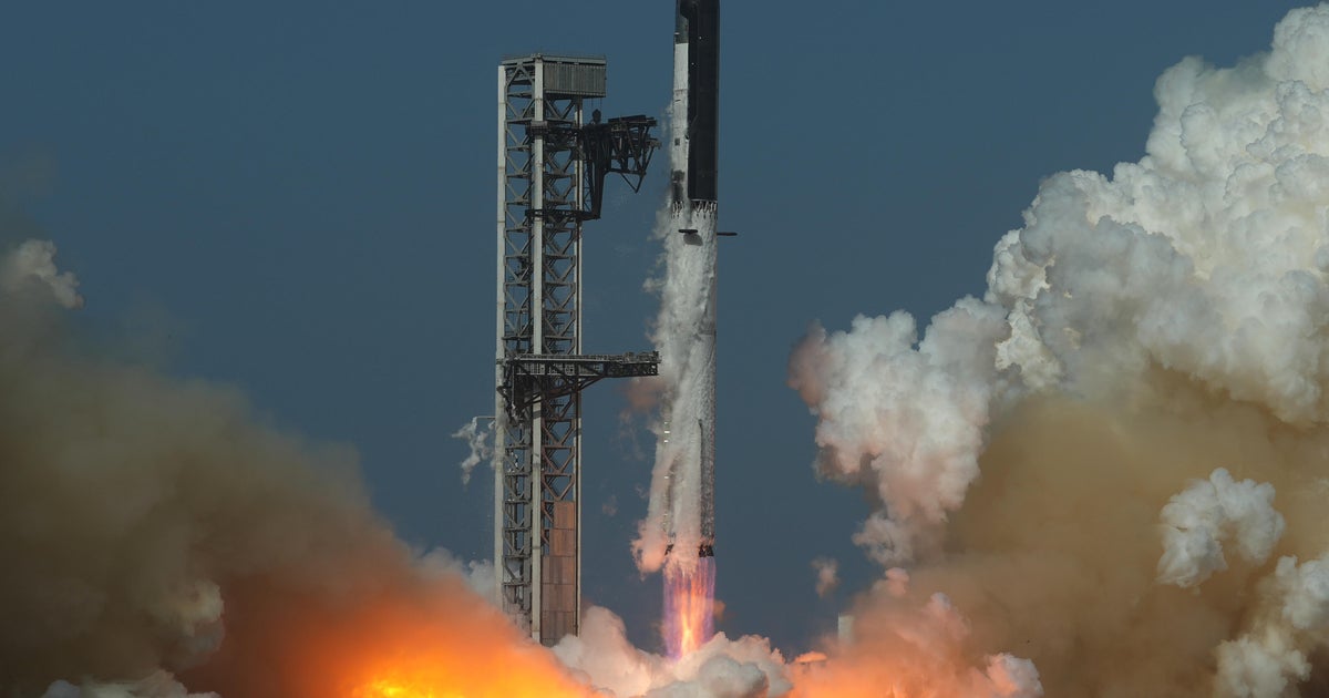 SpaceX's giant Super Heavy-Starship rocket blasts off on key test flight - CBS News