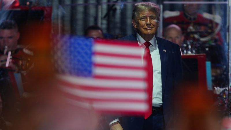 The president’s getting richer — but many midterm voters aren’t | CNN Politics