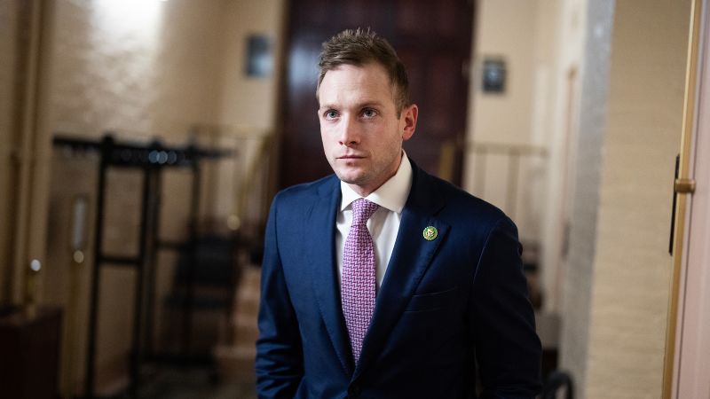 Rep. Max Miller described as ‘hotheaded’ and ‘misogynistic’ by former classmates | CNN Politics
