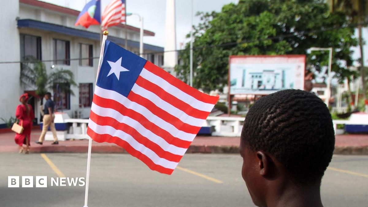 US immigration deportations: Liberia agrees to accept 1,200 foreigners - BBC News