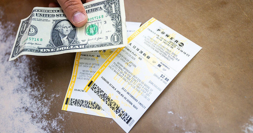 Powerball jackpot rises to $1 billion after no one won $905 million grand prize - CBS News
